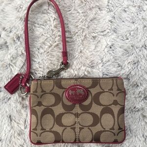 COACH WRISTLET BROWN PINK ACCENT ZIP TOP